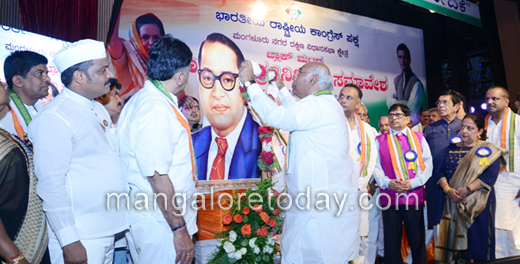 Congress Convention at Town Hall 1